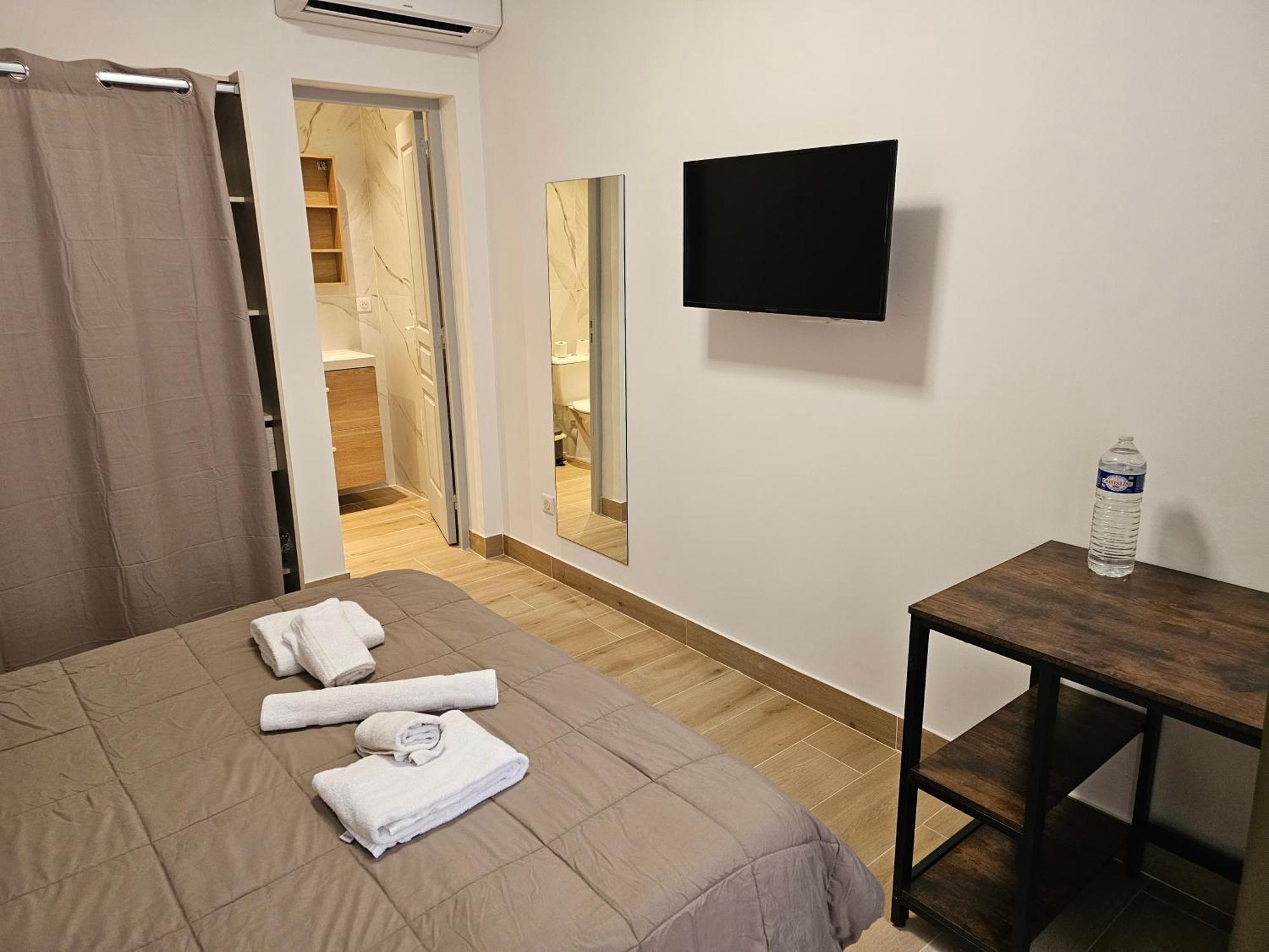 L'Escale Hotel โบนิฟาซิโอ ภายนอก รูปภาพ